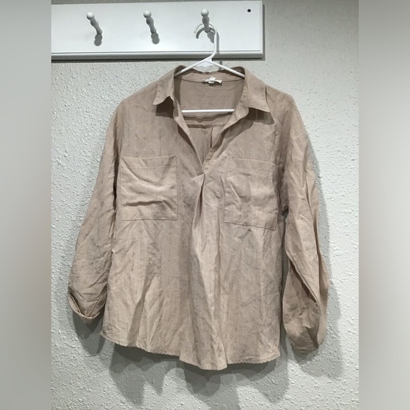 mine Tops - Mine Women’s Roll Tab Blouse M Beige Textured Split Neck Pockets Casual Work Top